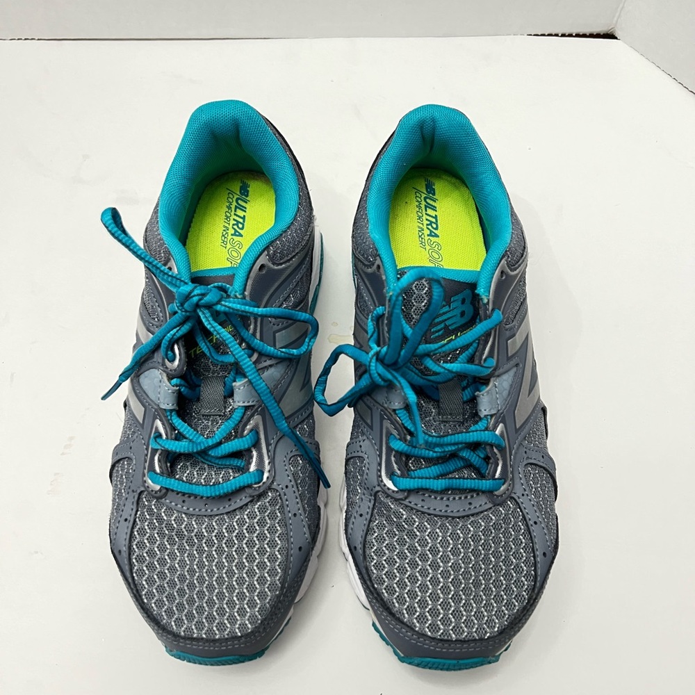 New Balance Women's 560v6 W560LG6 Tech Ride